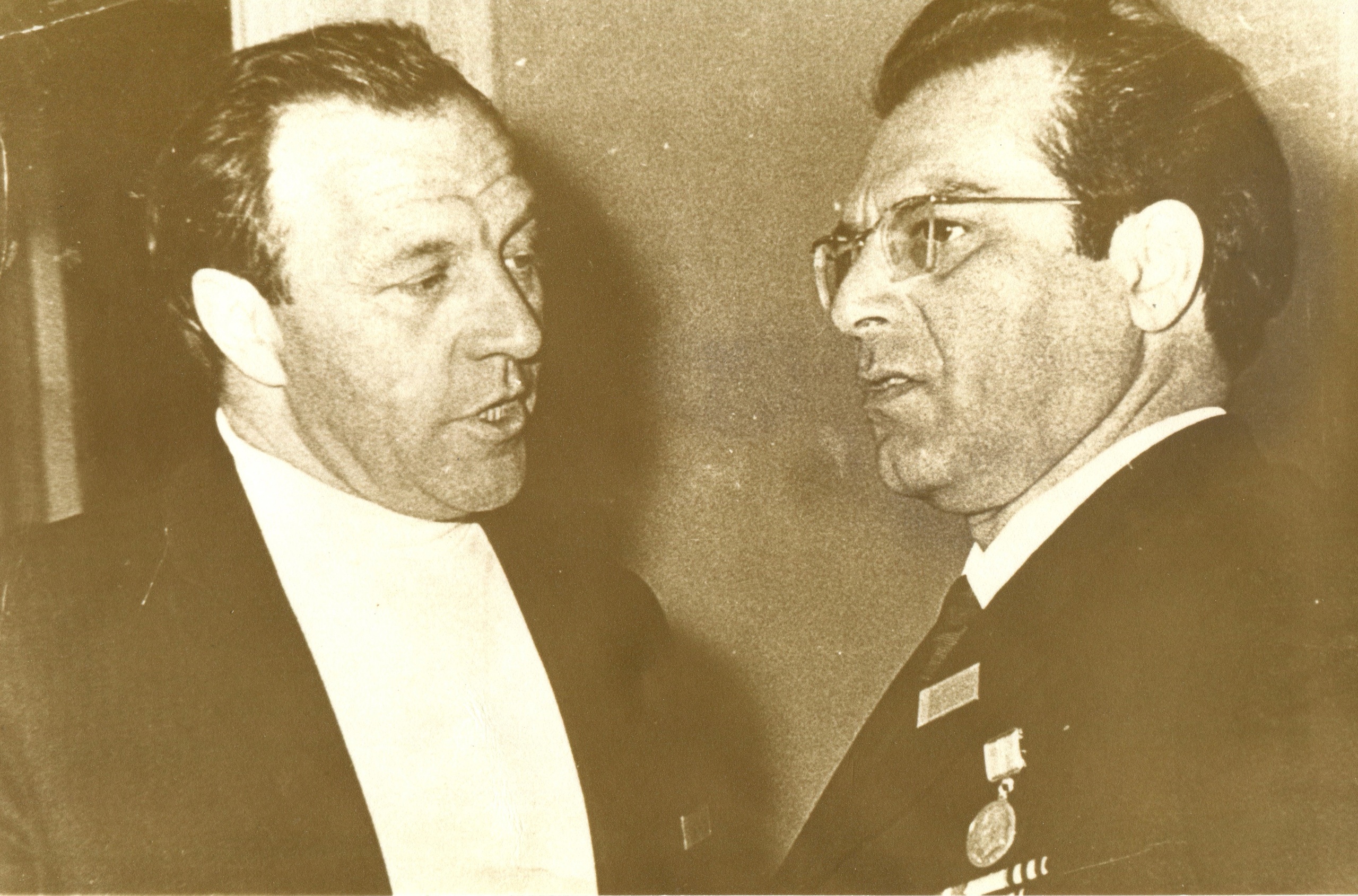 Михаил Бушнов с однокурсником, народным артистом СССР Михаилом Ульяновым, 1970-е гг. Михаил Бушнов с однокурсником, народным артистом СССР Михаилом Ульяновым, 1970-е гг.